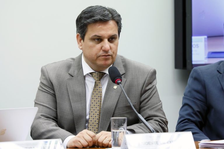 Comissão aprova novo prazo para regularização rural e mudanças no Código Florestal