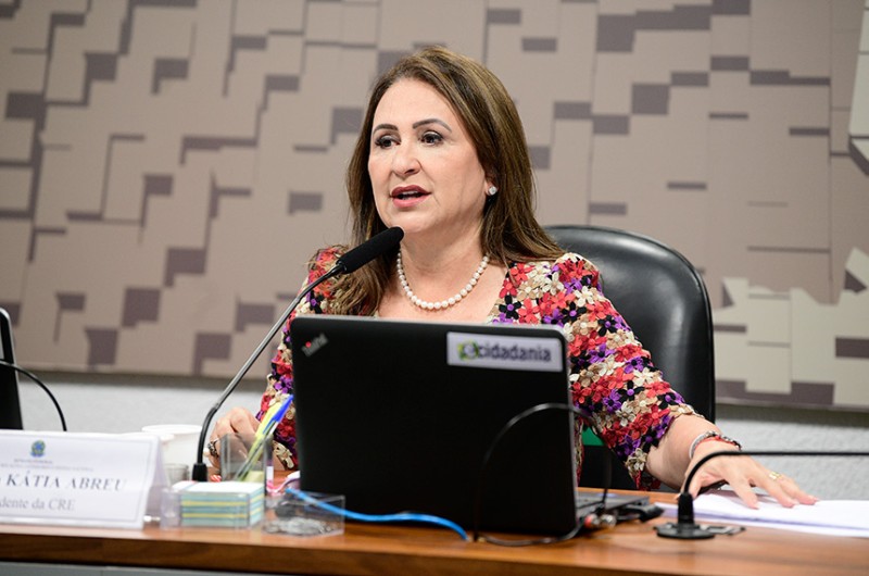 Kátia Abreu tem covid-19 pela segunda vez