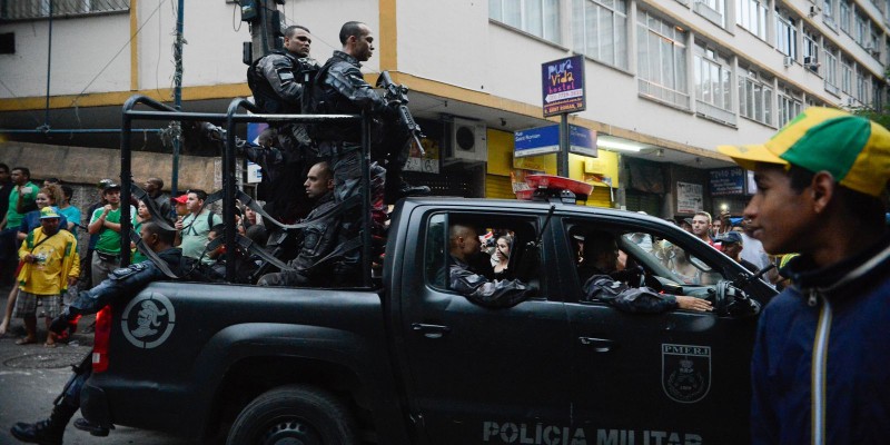 Governador de São Paulo recomenda ocupação menor em eventos