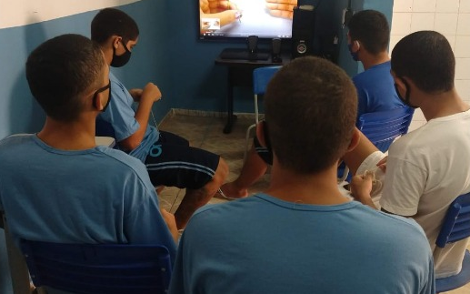 Técnica de crochê auxilia na socioeducação de adolescentes do Case Sinop