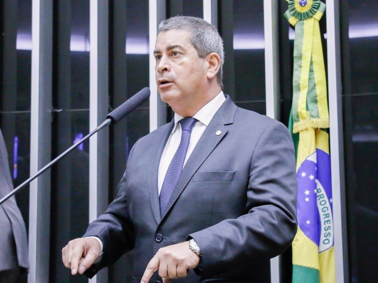 Projeto garante aplicação de nova tabela de pontos a motoristas com CNH suspensa