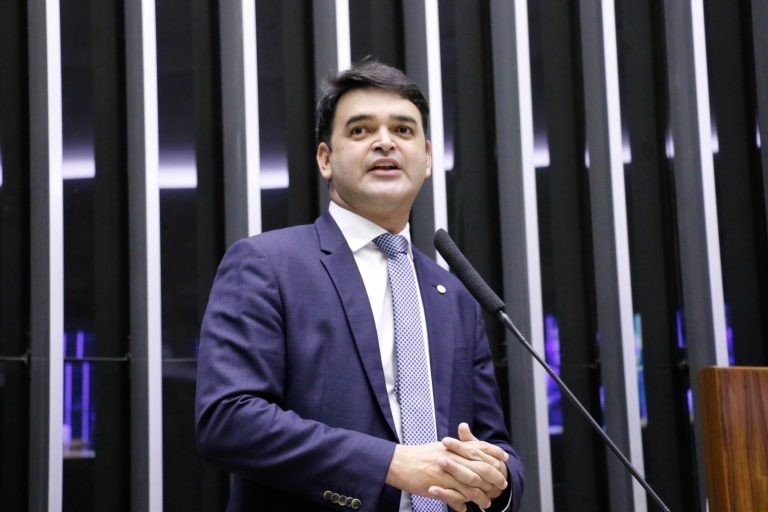 Projeto diminui teto de gastos eleitorais para a campanha eleitoral deste ano