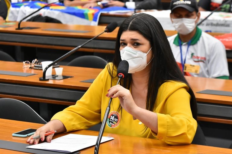 Proposta aumenta penas para violência contra menores de 14 anos