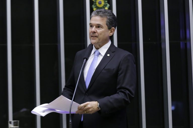 Projeto determina que bancos oficiais notifiquem os trabalhadores sobre prazo para saque do abono salarial