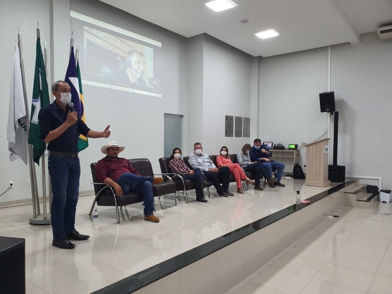 Entidades e produtores discutem medidas de controle de praga na cultura do milho