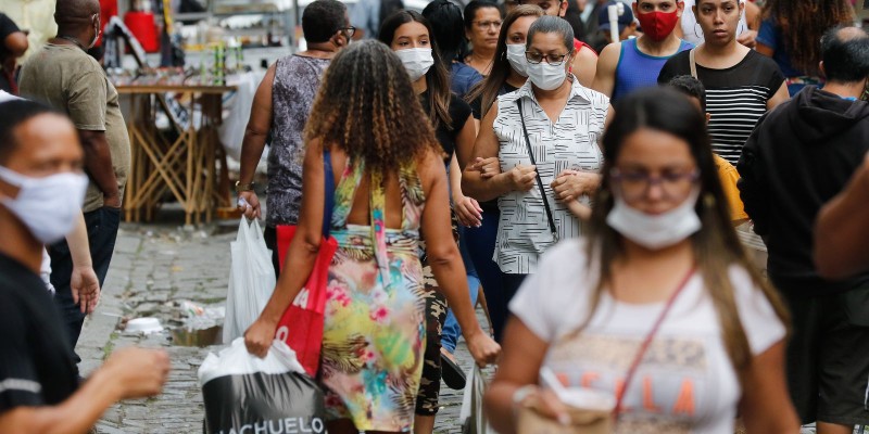 Covid-19: Brasil bate novo recorde de casos registrados em 24h