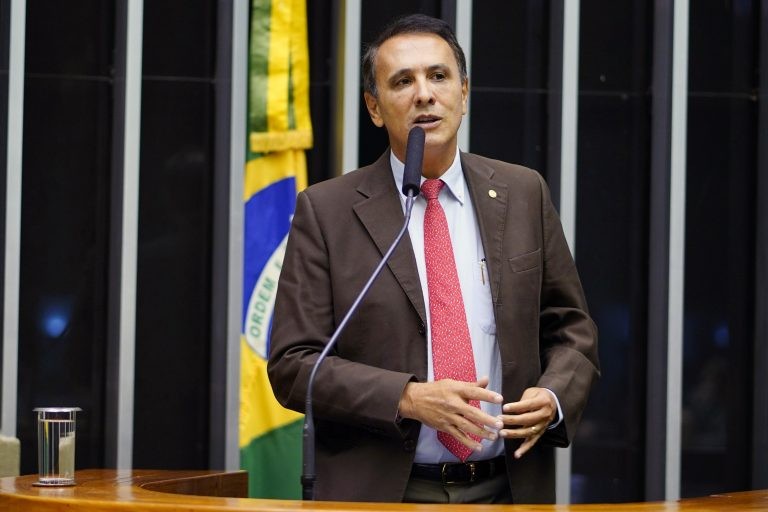 Projeto define prazo de três anos para o fim do uso de amálgama de mercúrio na odontologia