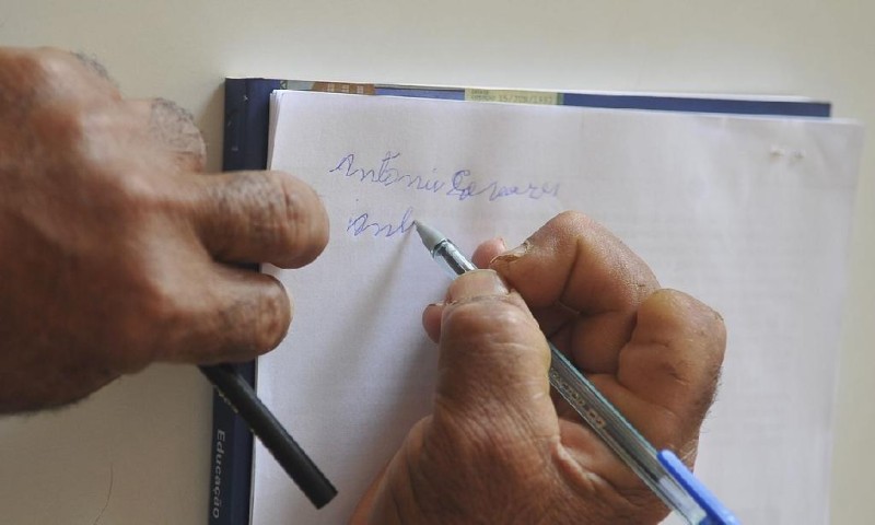 Seduc publica edital para inscrição de alfabetizadores do Programa Mais MT Muxirum