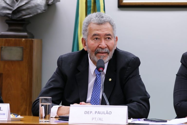 Projeto deixa claro na lei caráter apartidário das Forças Armadas