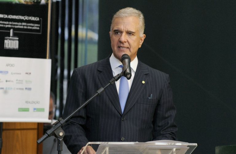 Proposta exige que prédios novos tenham hidrômetro individualizado