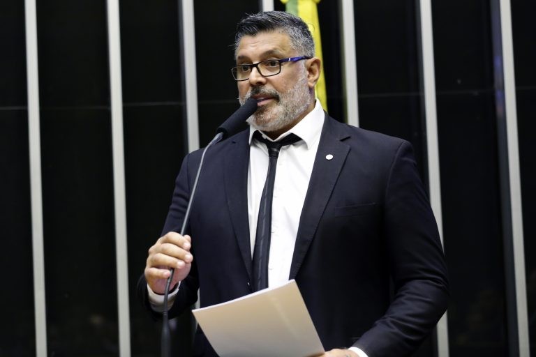 Projeto dá prioridade a idosos em processo administrativo ou judicial