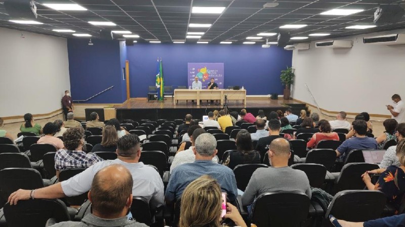 Diretores das escolas estaduais participam de reunião ampliada de volta às aulas
