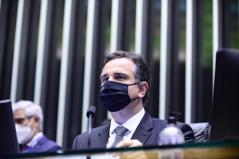 Presidente do Senado defende votação de medidas estruturantes em ano eleitoral e diz que País precisa crescer