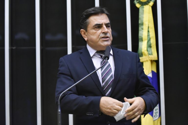 Para vice-líder do PSDB, resposta à pandemia e socorro às vítimas de chuvas devem ser prioridade