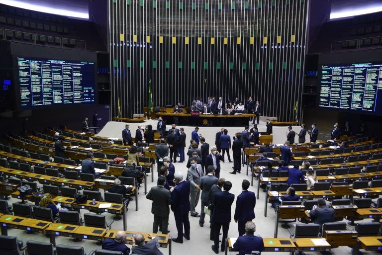 Câmara realiza primeira sessão de votação do ano; acompanhe