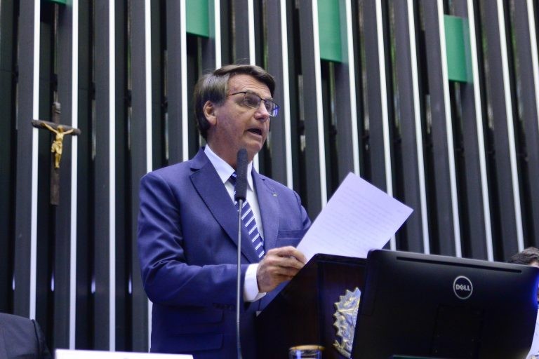 Deputados elogiam defesa de Bolsonaro a vacinação e reforma tributária; para oposição, presidente está isolado