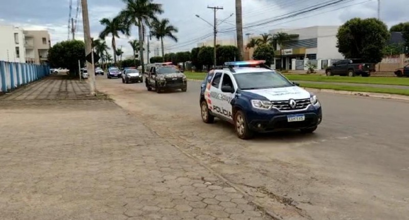 Policiais prendem mulher suspeita de participar de homicídio em Lucas do Rio Verde
