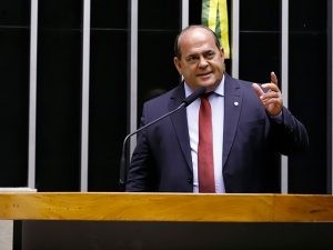 Proposta obriga condomínio residencial a instalar guarita blindada
