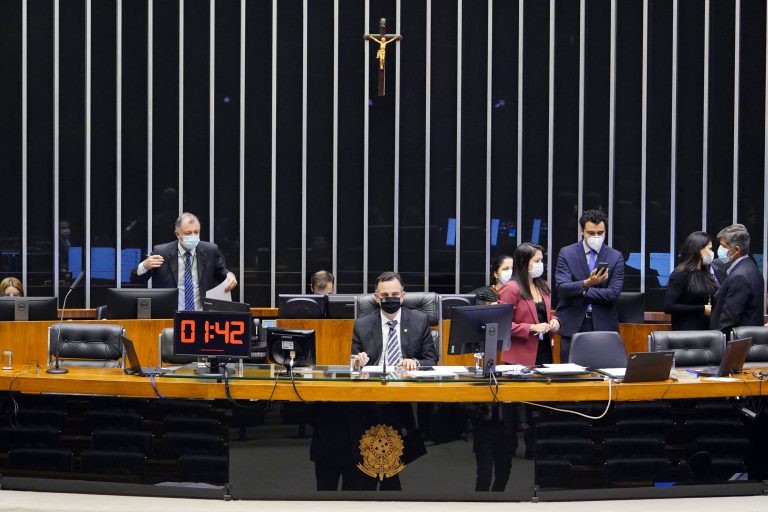 Congresso realiza sessão para análise de vetos; acompanhe