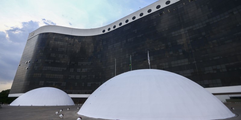 TSE aprova criação da União Brasil, fusão entre DEM e PSL