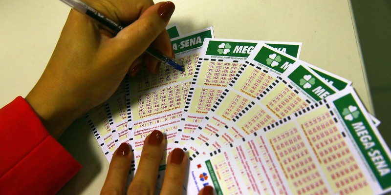 Mega-Sena de hoje deve pagar prêmio de R$ 3 milhões 