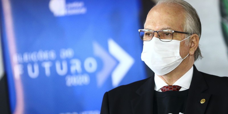 Fachin: É urgente vacinar o país contra o autoritarismo e a misoginia