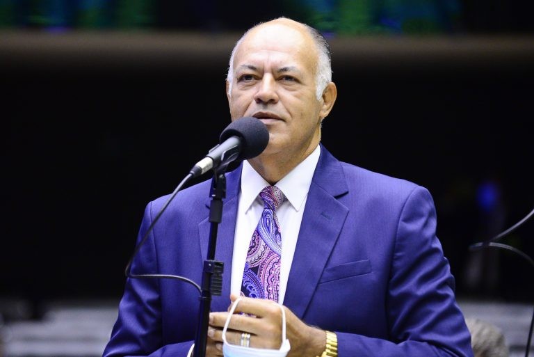 Projeto proíbe festividades do carnaval em todo o País em 2022