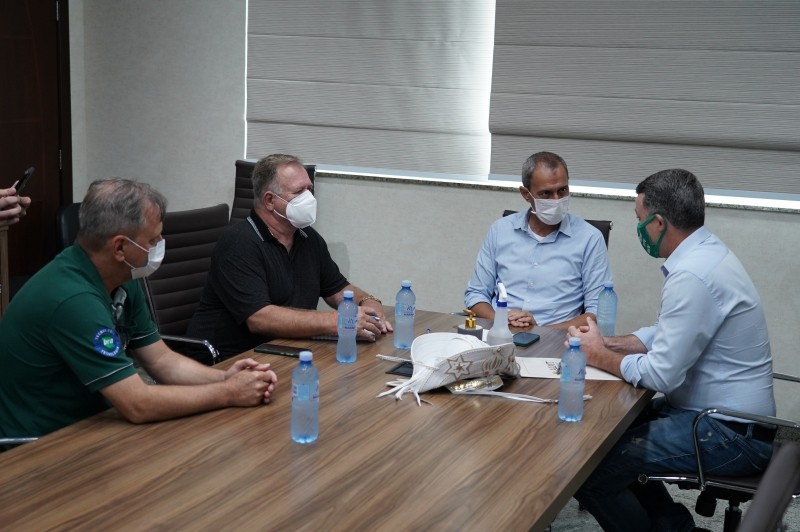 Prefeito Miguel Vaz e deputado Xuxu Dal Molin discutem emendas para Lucas do Rio Verde