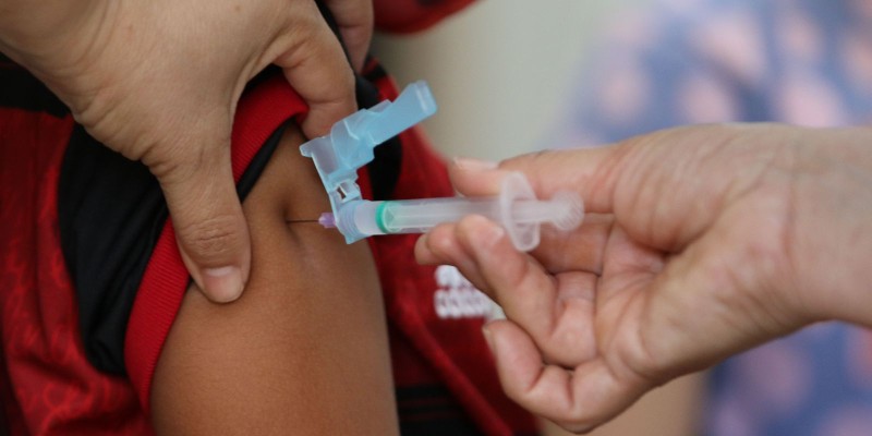 Covid-19: casos sobem para 27,2 milhões. Mortes são 637,1 mil