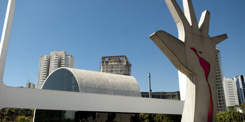 Memorial da América Latina homenageia personalidades da Semana de 22