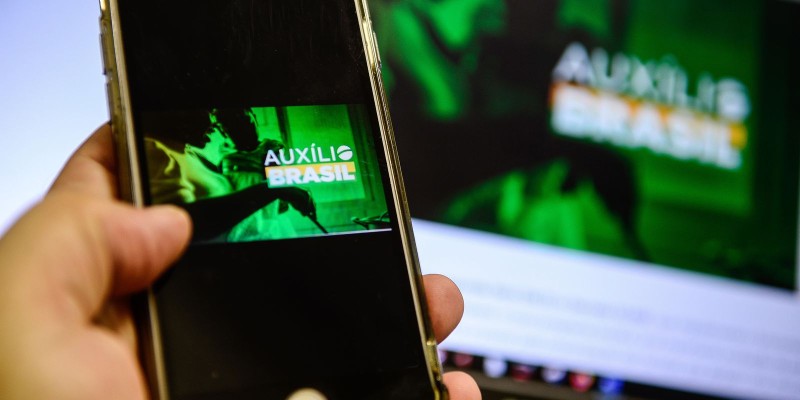 Caixa começa a pagar parcela de fevereiro do Auxílio Brasil