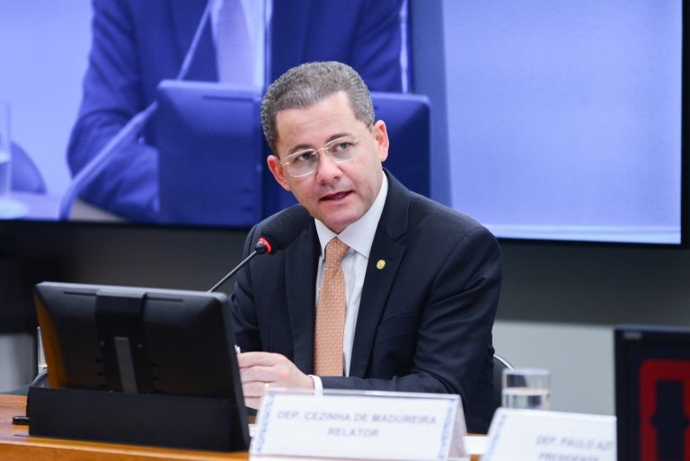 Proposta dá prazo de cinco anos para Judiciário implantar juiz das garantias