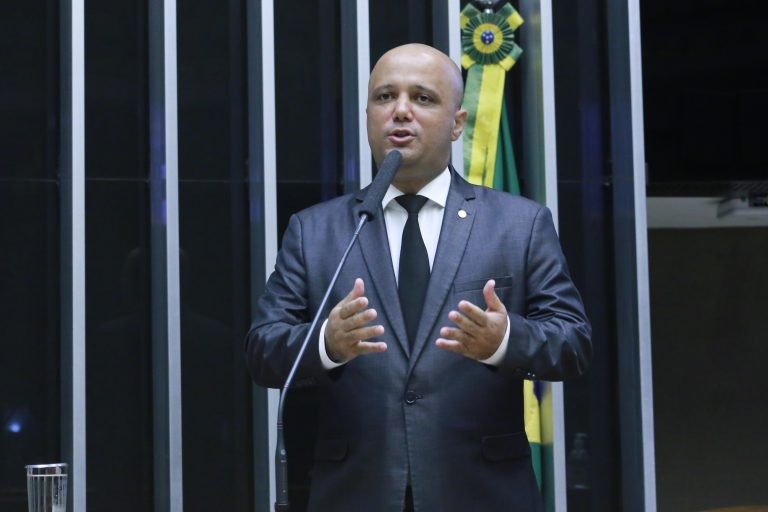 Projeto prevê incentivo tributário a microempresa que emitir nota fiscal