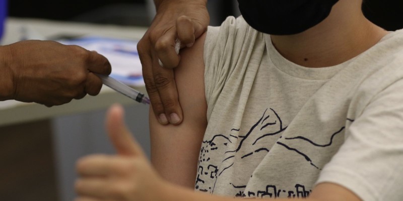 Covid-19: vacinação nas escolas cariocas alcança 30 mil crianças 