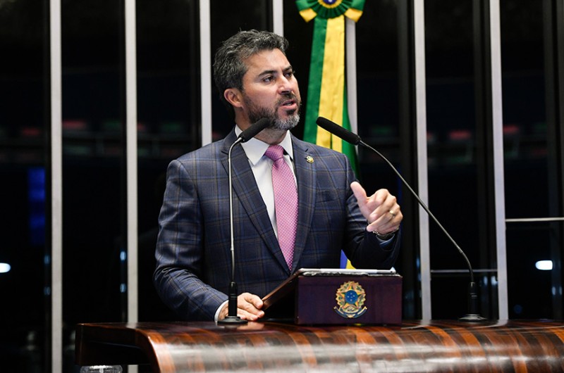 Brasil bate recorde de exportações, apesar pandemia, afirma Marcos Rogério