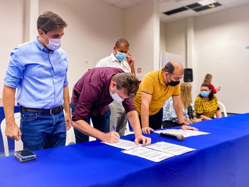 Governo assina ordem de serviço para reforma de quatro escolas estaduais de Sorriso