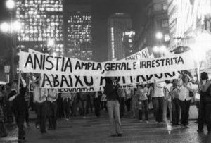 Pesquisadores alertam que Lei da Anistia ainda é um problema atual