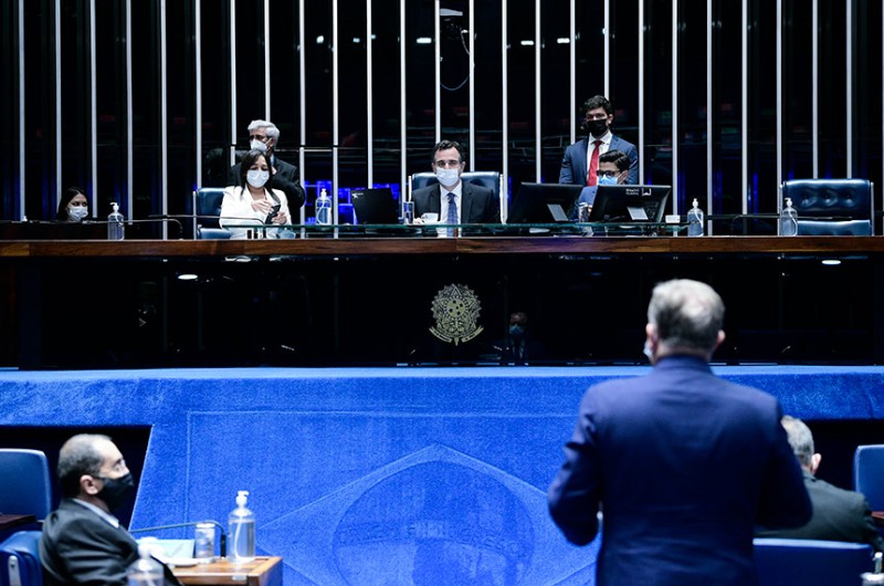 Pacheco manifesta pesar pelas mortes causadas pelas chuvas em Petrópolis
