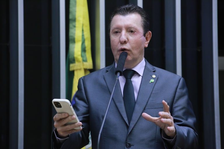 Projeto restringe acesso a lixões e aterros sanitários