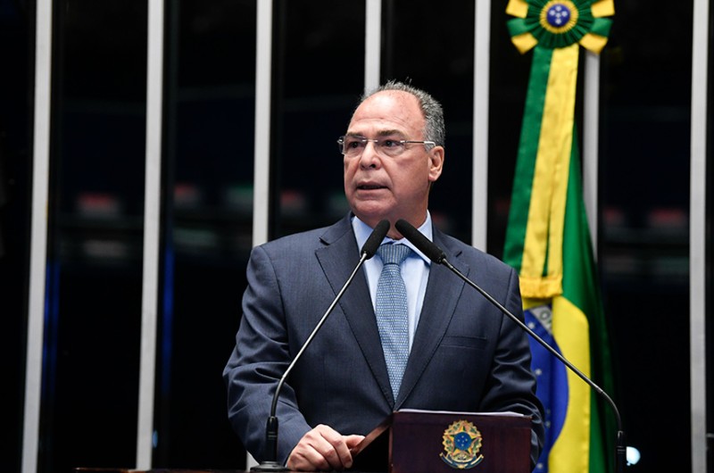 Fernando Bezerra pede respeito à autonomia da PGR