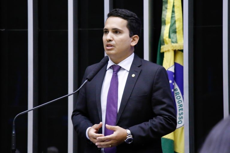 Projeto determina que provedores sejam transparentes quanto a remuneração de usuários