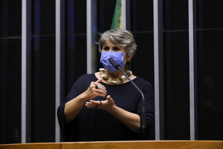 Comissão cria grupo para acompanhar situação de empregados de estatais em programa de privatização