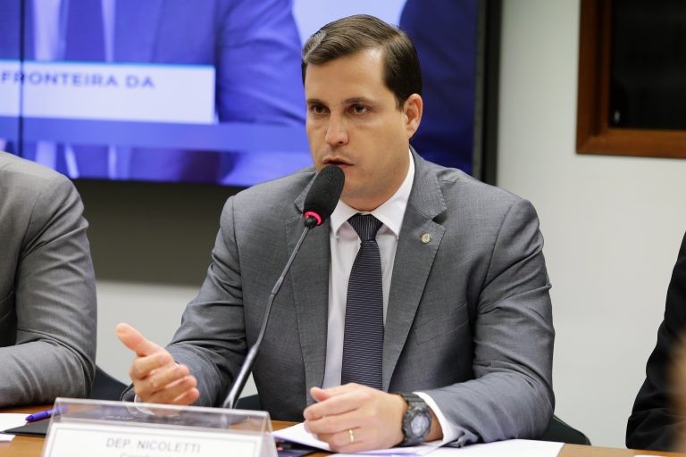 Projeto prevê indenização e pensão para dependentes dos profissionais da segurança vítimas da Covid-19