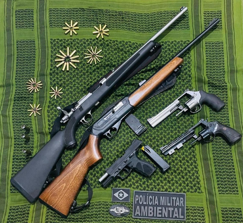 Batalhão Ambiental apreende seis armas de fogo e prende quatro pessoas em dois municípios