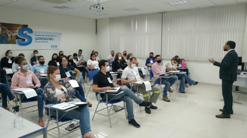 Servidores municipais de Lucas do Rio Verde participam de capacitação sobre planejamento estratégico da contratação pública