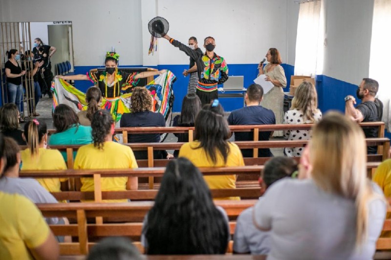 Penitenciária Feminina Ana Maria Couto recebe projeto de capacitação e empreendedorismo