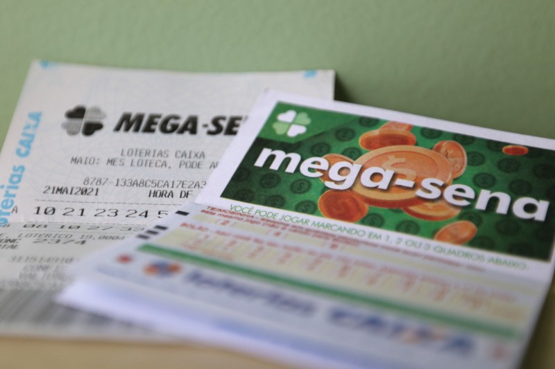 Mega-Sena acumula e próximo concurso pode pagar R$ 107 milhões 