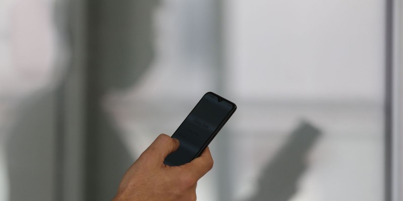 Pesquisa aponta falta de equipamento como dificuldade no ensino remoto