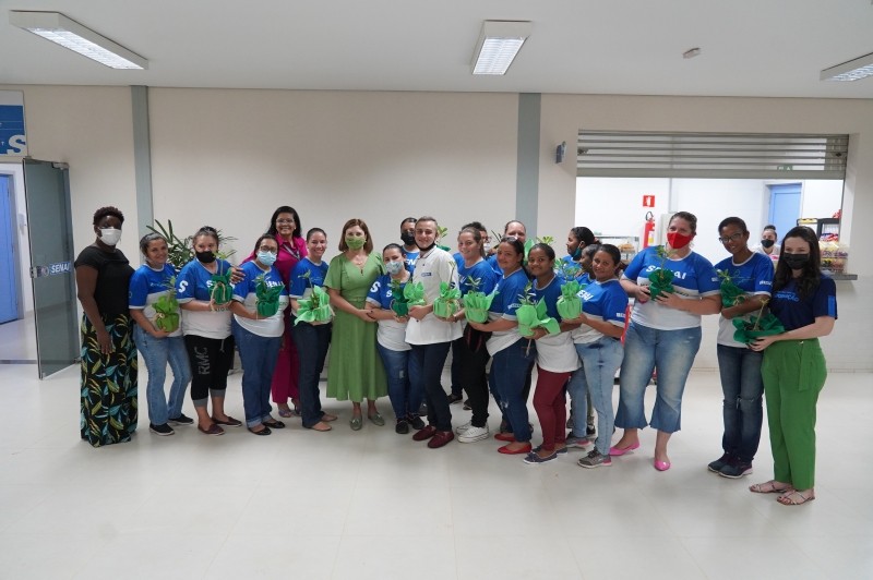 Mês da Mulher abre com homenagens e comemorações nesta terça-feira (08)