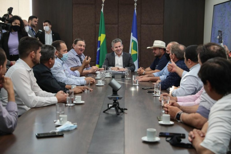 “Asfalto na MT-448 vai encurtar em 200 km a distância até Cuiabá”, afirmam prefeitos